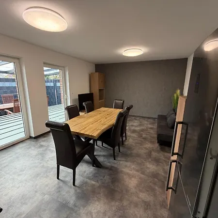 Delphin Am Heeder 6 Personen Mit Terrasse Heede
