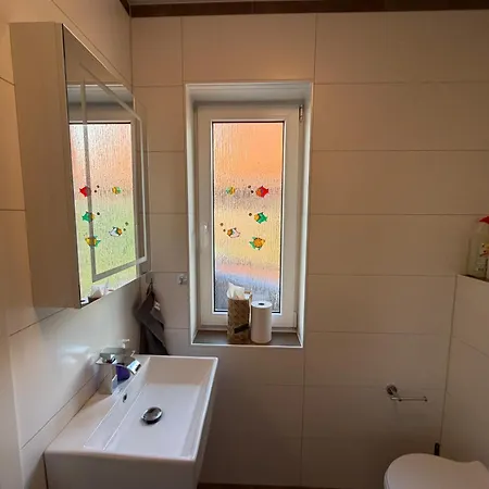 Delphin Am Heeder 6 Personen Mit Terrasse Heede