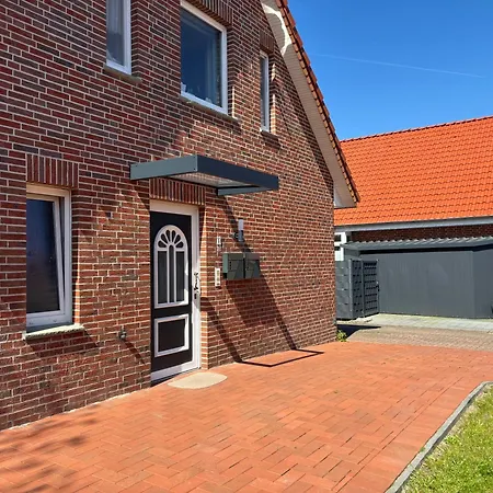Delphin Am Heeder 6 Personen Mit Terrasse * Heede